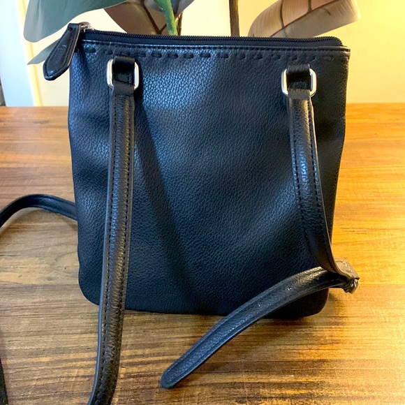 PERLINA ELENA LEATHER CROSSBODY BAG - Picture 2 of 6
